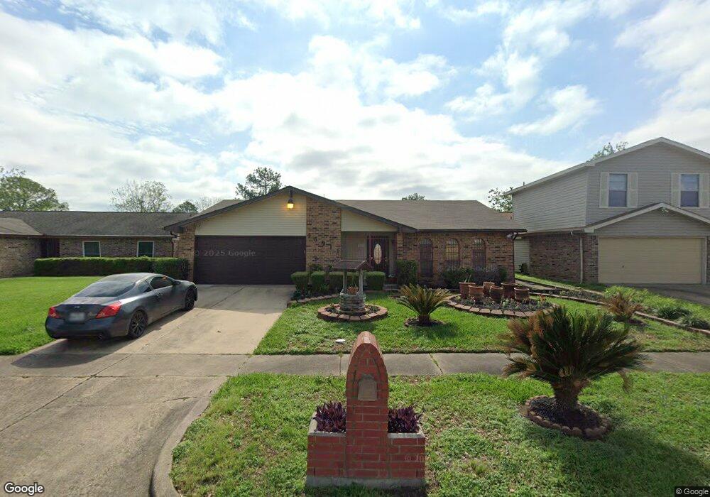 15911 Lenclaire Dr, Houston, TX 77053 - photo 1