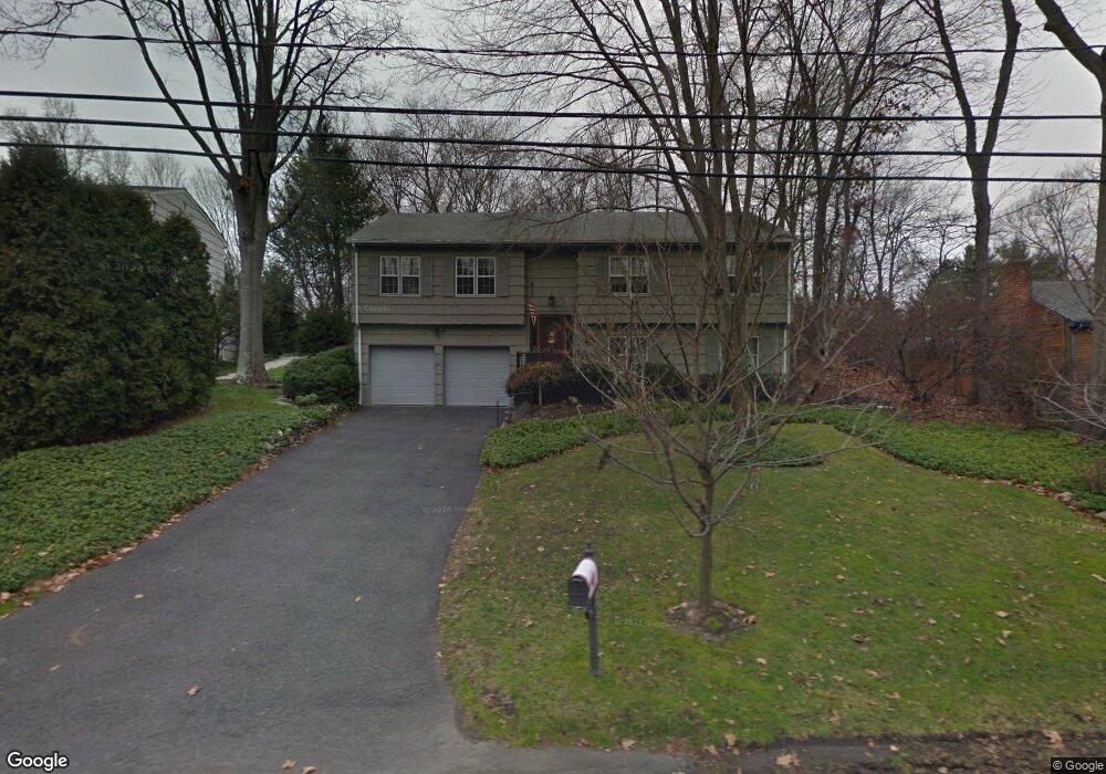 15 Lancer Rd, Riverside, CT 06878 - photo 1