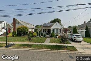 53 Spencer St, Farmingdale, NY 11735