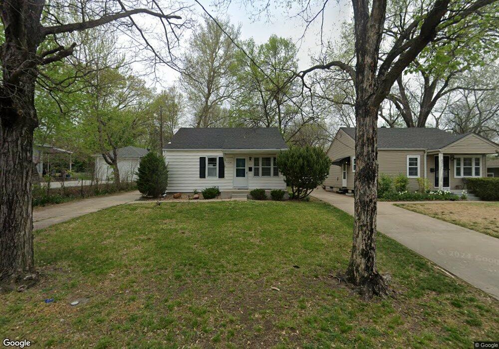 3224 SW 11th St, Topeka, KS 66604 - photo 1