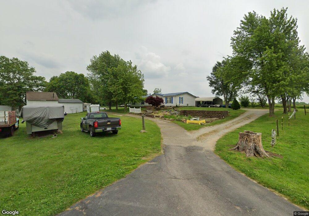 8270 S 900 W, Edinburgh, IN 46124 - photo 1