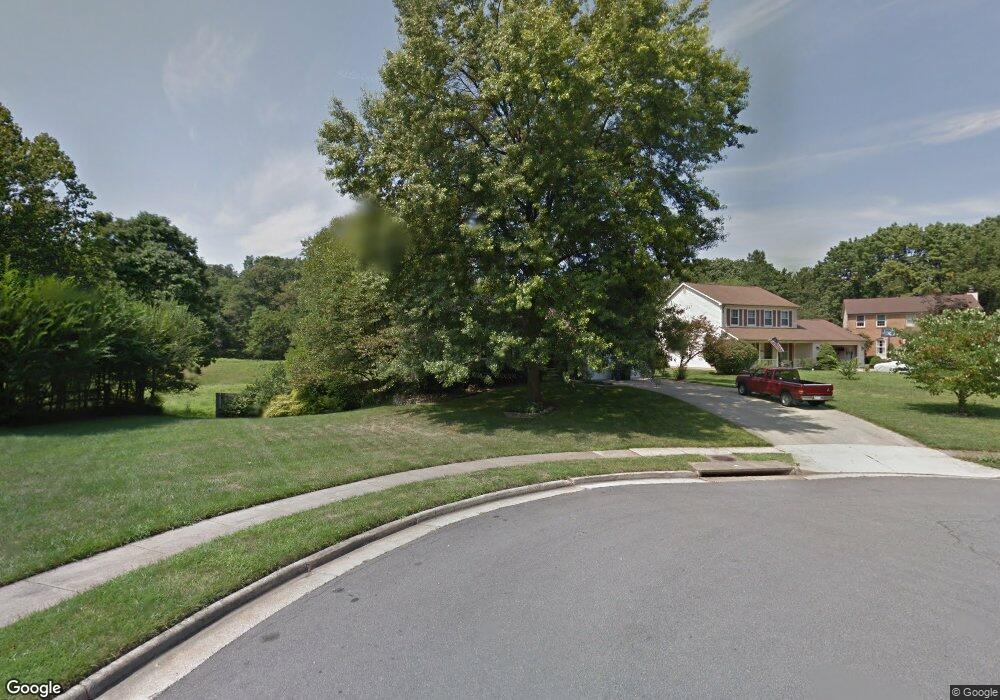 2554 Huntington Dr, Herndon, VA 20171 - photo 1