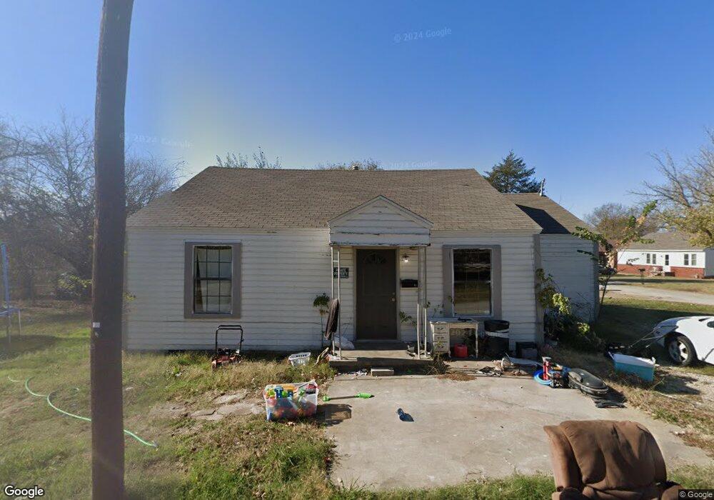 101 W Dixie St, Henryetta, OK 74437 - photo 1