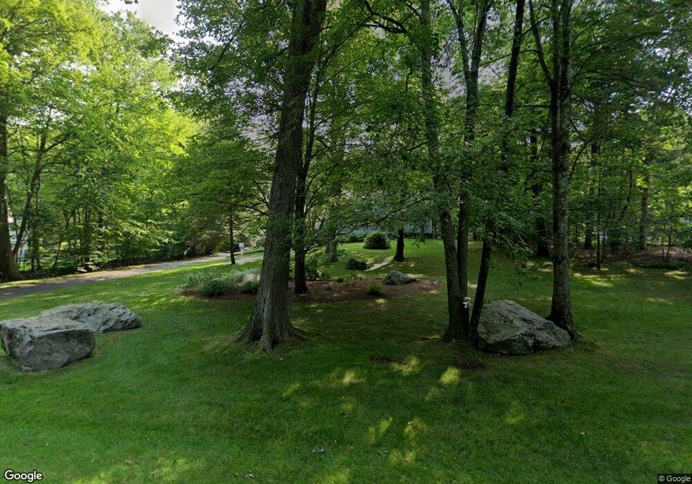 37 Fieldcrest Dr, Ridgefield, CT 06877 - photo 1