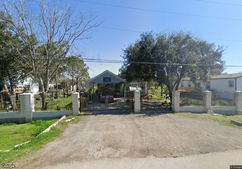 1016 County Road 712, Alvin, TX 77511 - photo 1