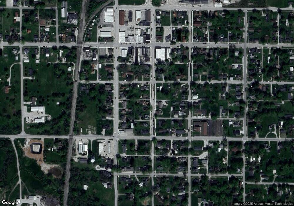 10 N Meridian St, Roachdale, IN 46172 - photo 1