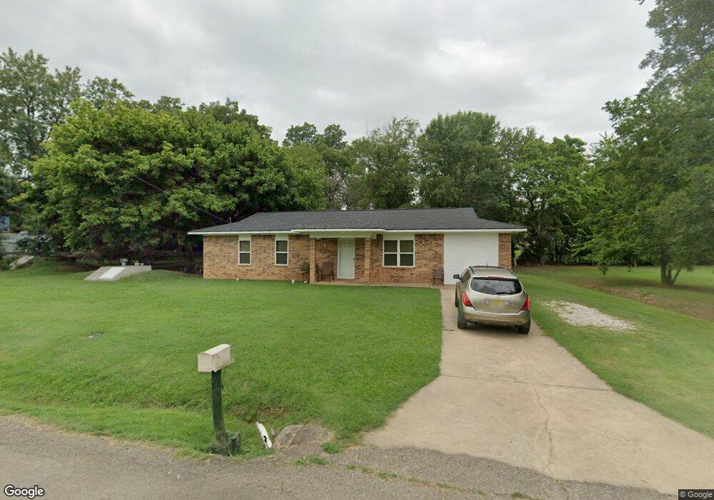 405 N G St, Hugo, OK 74743 - photo 1