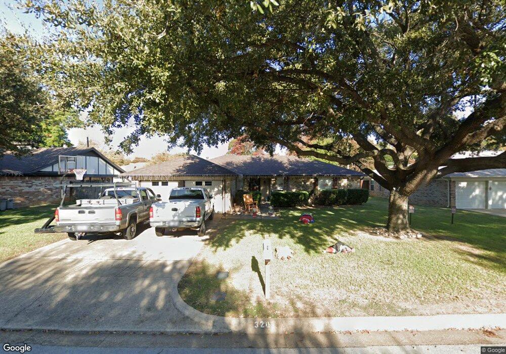 320 Stratford Dr, Hurst, TX 76054 - photo 1