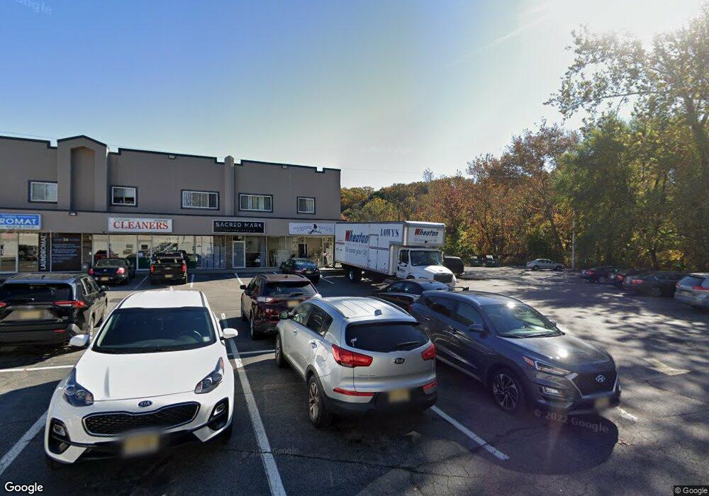 14 Riverside Square, Bloomingdale, NJ 07403 - photo 1