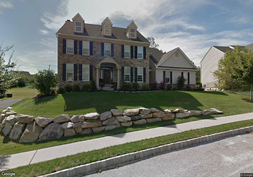 153 N Sidesaddle Ln, Coatesville, PA 19320 - photo 1