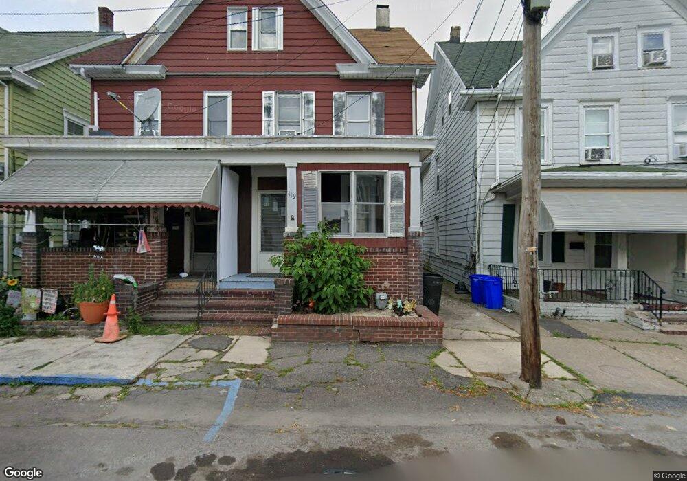 419 W Oak St, Hazleton, PA 18201 - photo 1