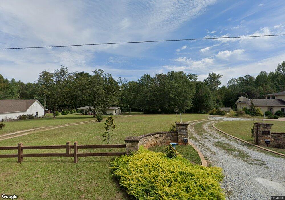 4860 Newton Dr, Gainesville, GA 30506 - photo 1