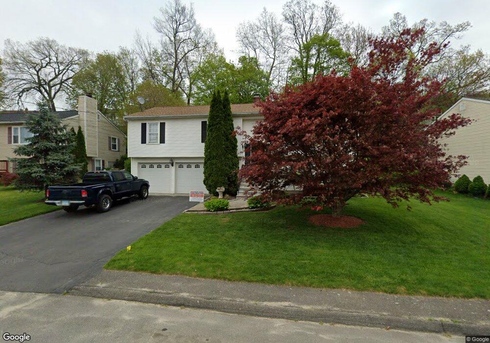 57 Westport Dr, Waterbury, CT 06706 - photo 1