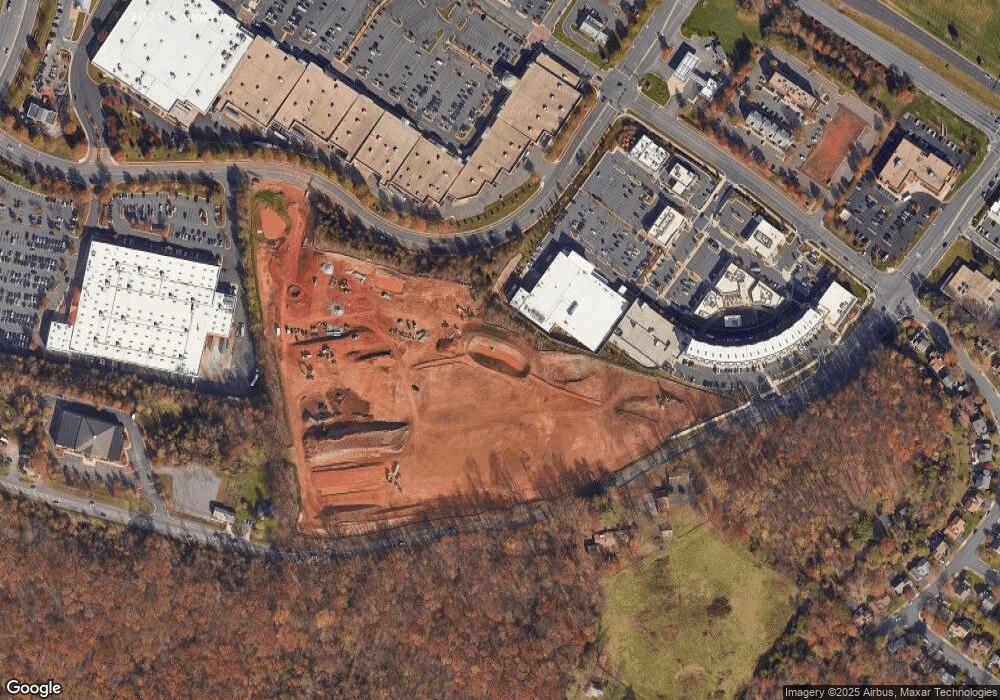 46320 Mount Milstead Terrace unit 305S, Sterling, VA 20164 - photo 1