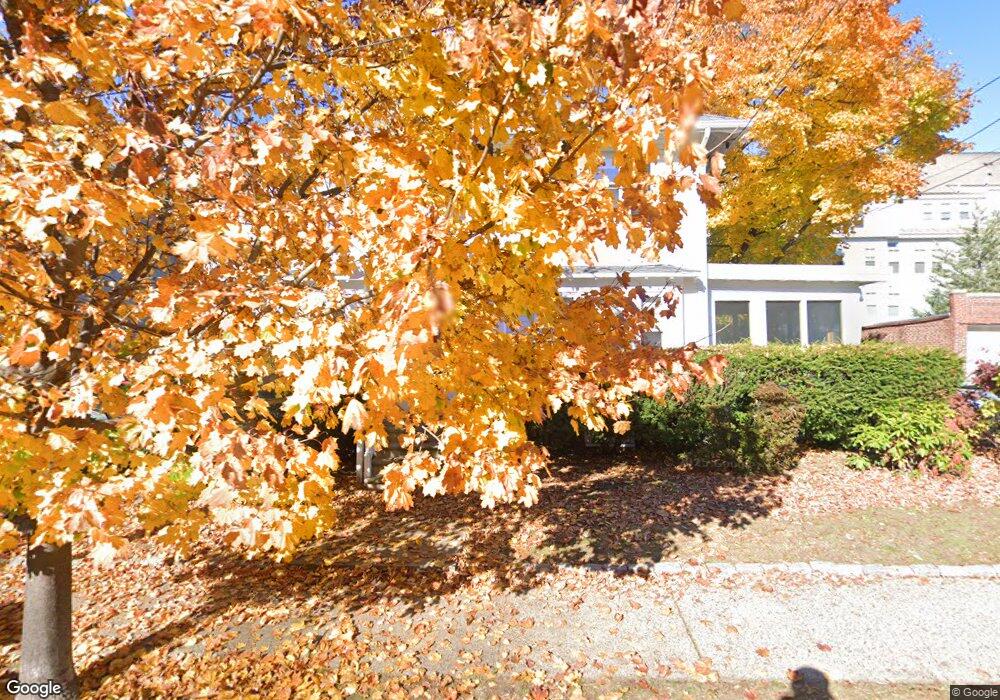 9 Whittemore St, Arlington, MA 02474 - photo 1