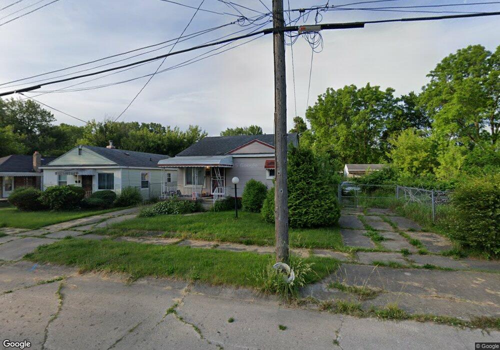 1170 E Lorado Ave, Flint, MI 48505 - photo 1
