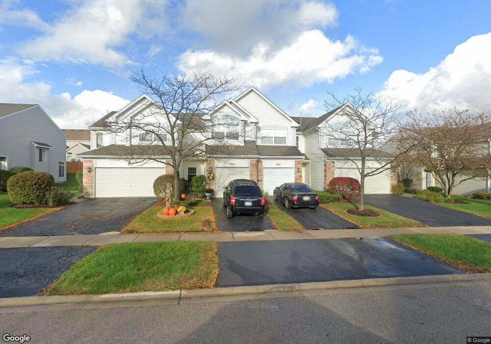 957 Mesa Dr, Lake In the Hills, IL 60156 - photo 1