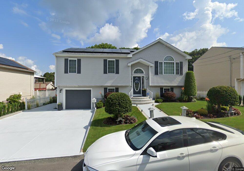 404 Ludlow St, Fall River, MA 02721 - photo 1