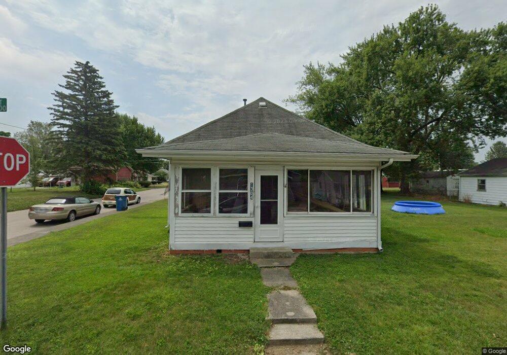 1304 W Cherry St, Bluffton, IN 46714 - photo 1