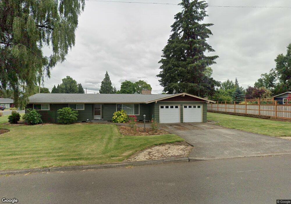 890 N Hawthorne Ct, Canby, OR 97013 - photo 1