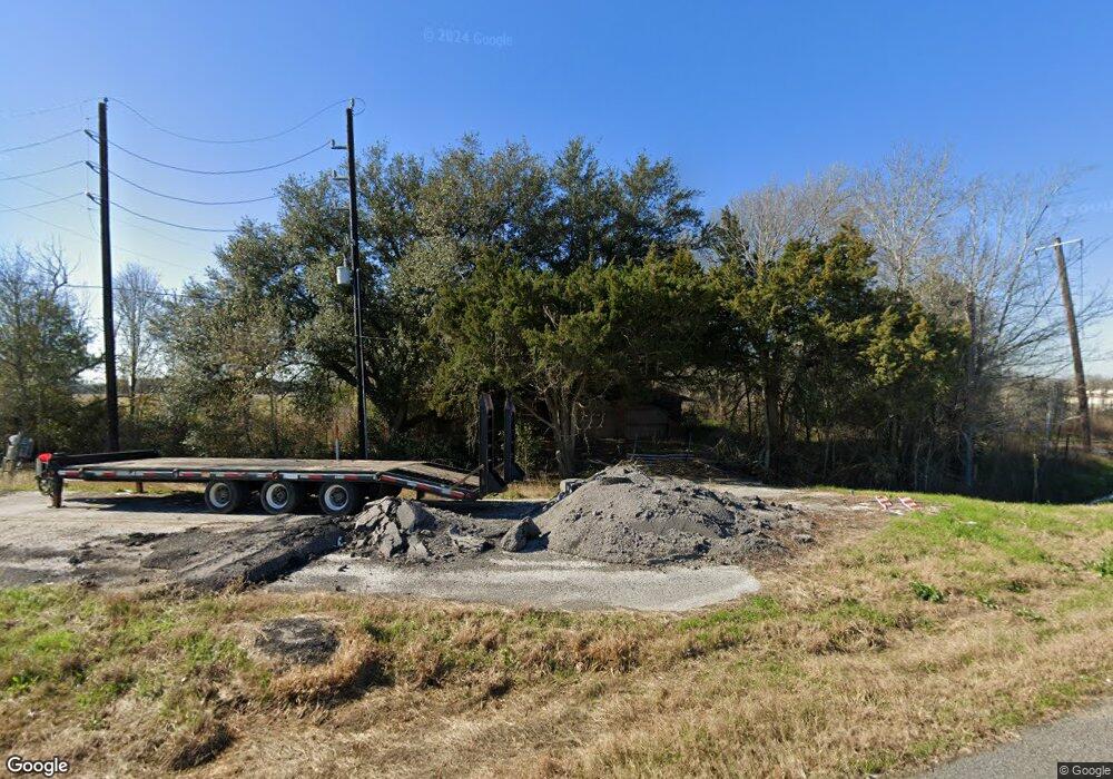 210 Fm 360 Rd, Beasley, TX 77417 - photo 1