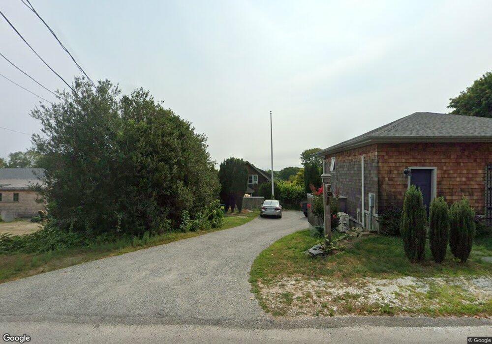 34 Willett Rd, Saunderstown, RI 02874 - photo 1