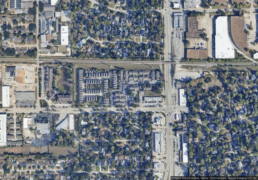 3405 N Shepherd Dr, Houston, TX 77018 - photo 1