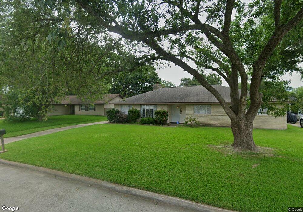4307 Ravine Dr, Friendswood, TX 77546 - photo 1