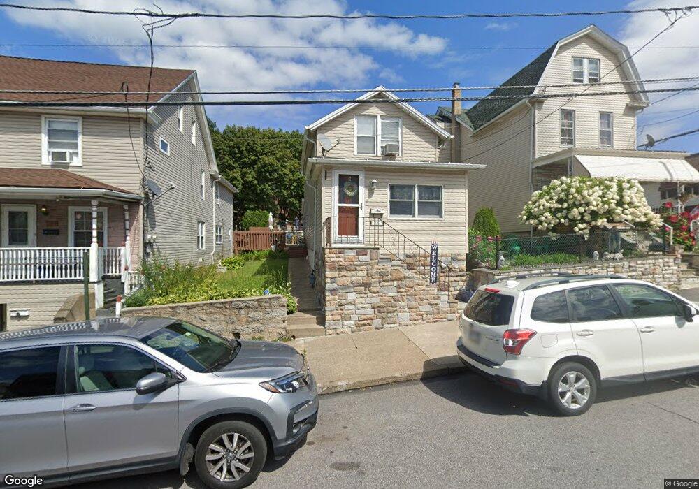 765 N Vine St, Hazleton, PA 18201 - photo 1