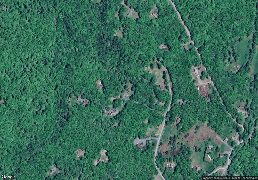 109 Mountain Ct, Greeley, PA 18425 - photo 1