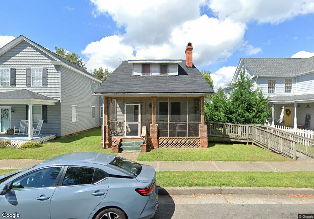 321 11th St, West Point, VA 23181 - photo 1