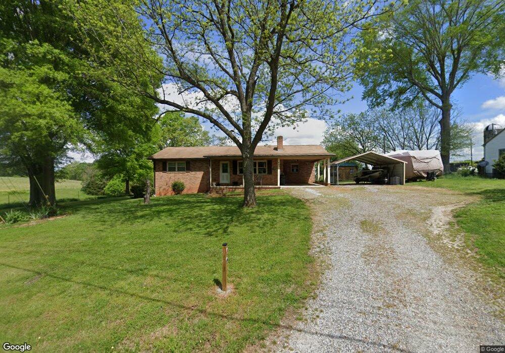 443 Barry Oak Rd, Statesville, NC 28625 - photo 1