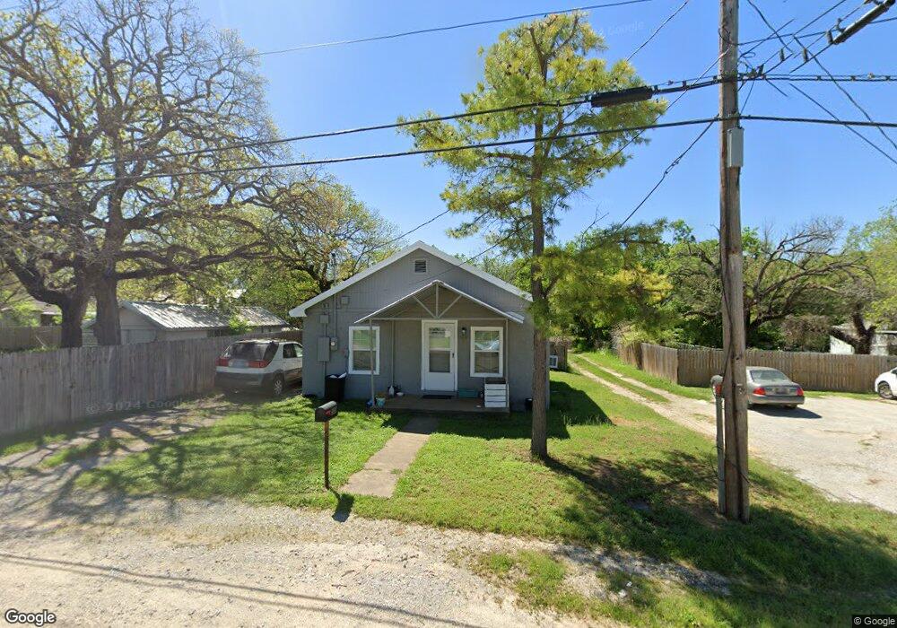 309 W 1st St, Weatherford, TX 76086 - photo 1