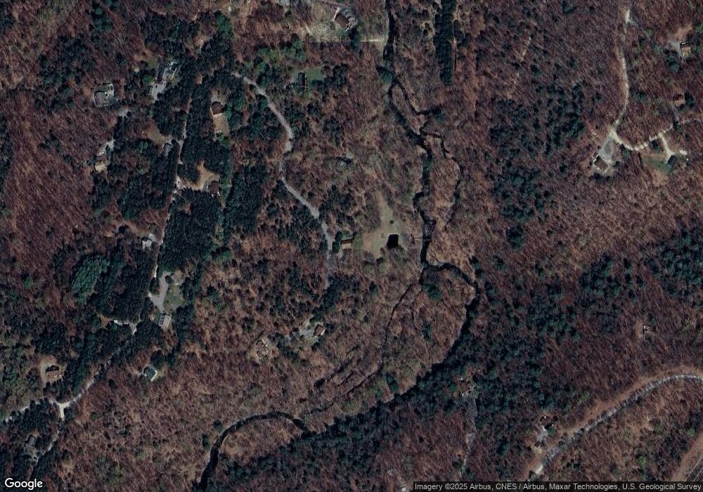 509 Creekview Ln, Berkeley Springs, WV 25411 - photo 1