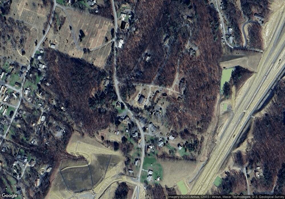 50 Briarwood Ln, Berkeley Springs, WV 25411 - photo 1