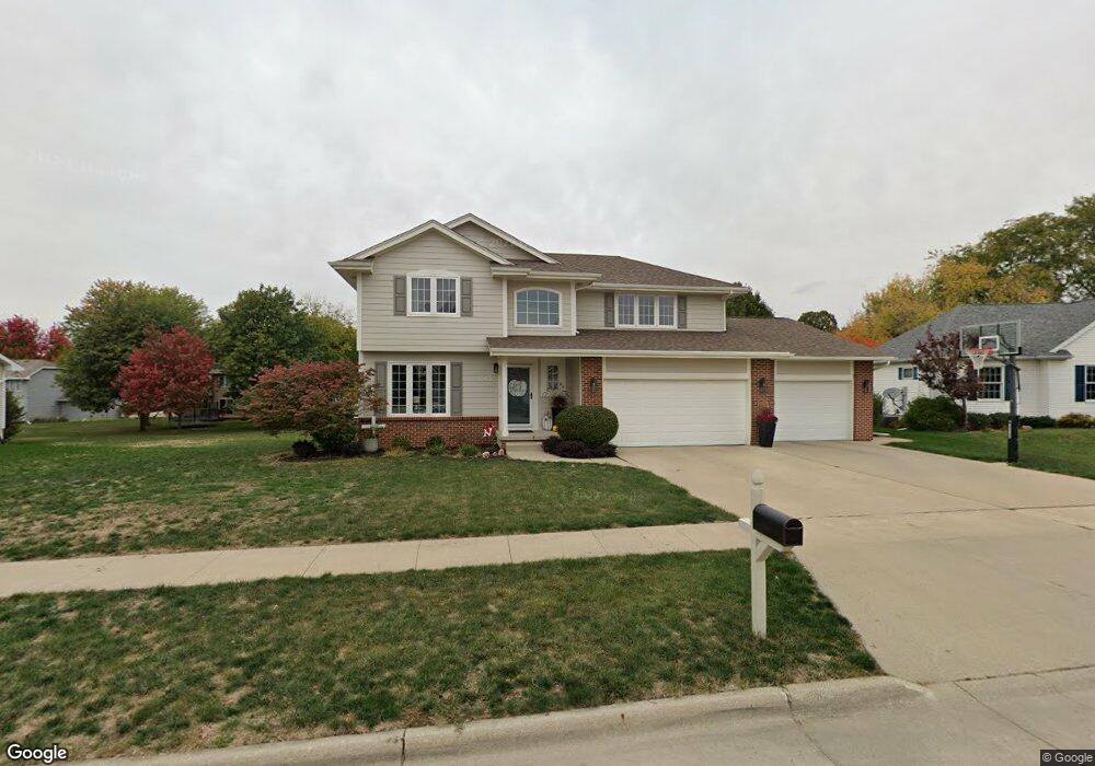 1503 W 8th St S, Newton, IA 50208 - photo 1