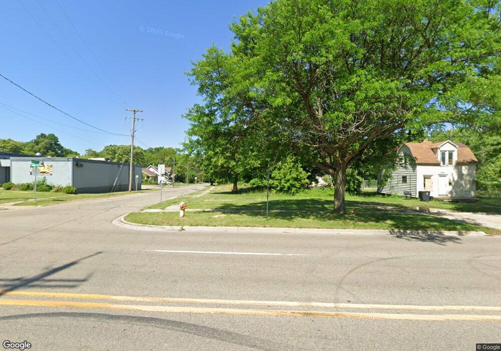 2404 S Saginaw St, Flint, MI 48503 - photo 1