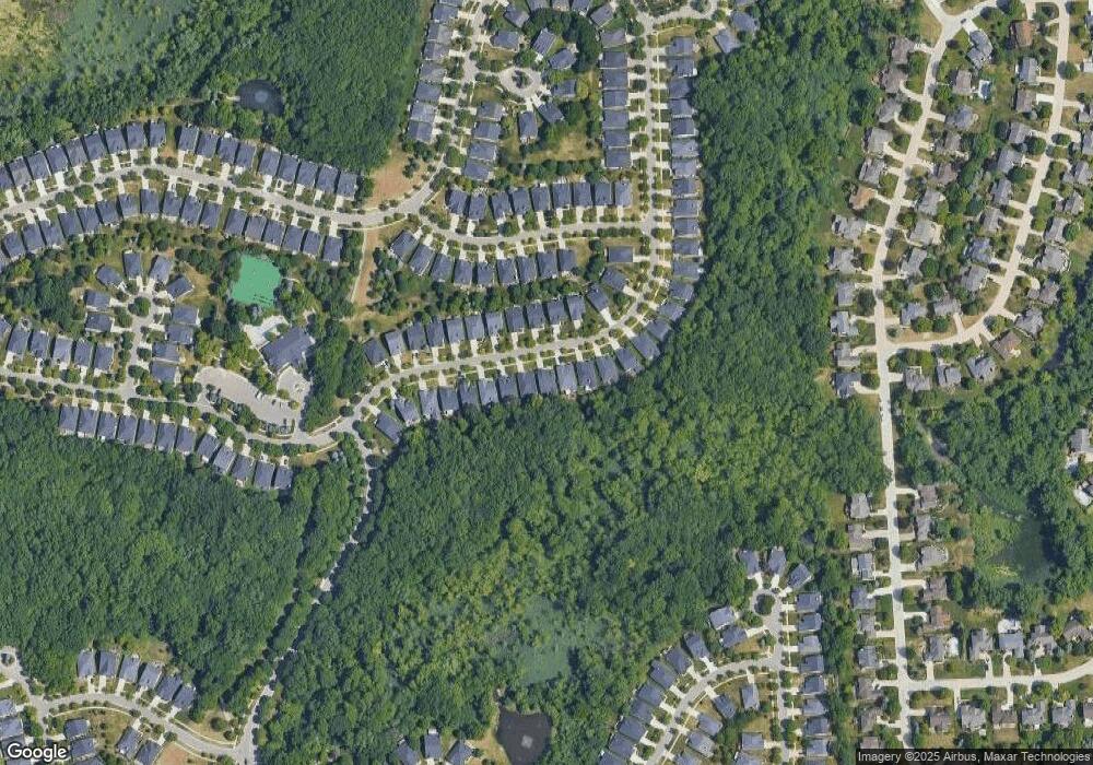 3878 Hillsdale Dr, Auburn Hills, MI 48326 - photo 1