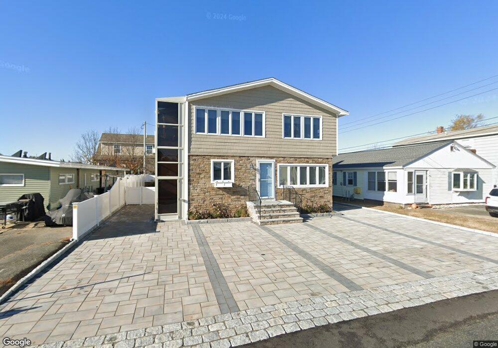 32 Atlantic Ave, Seabrook, NH 03874 - photo 1