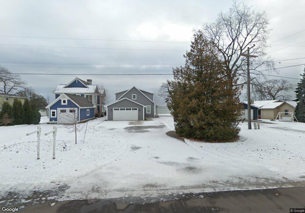 344 N Huron Rd, Au Gres, MI 48703 - photo 1