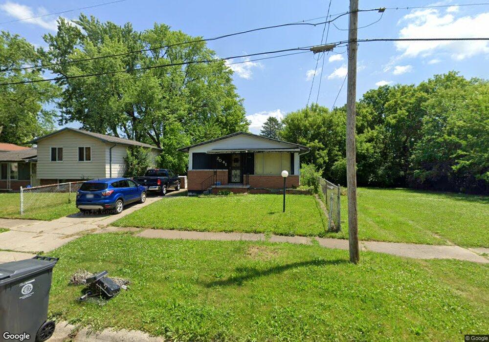 2041 Burr Blvd, Flint, MI 48503 - photo 1
