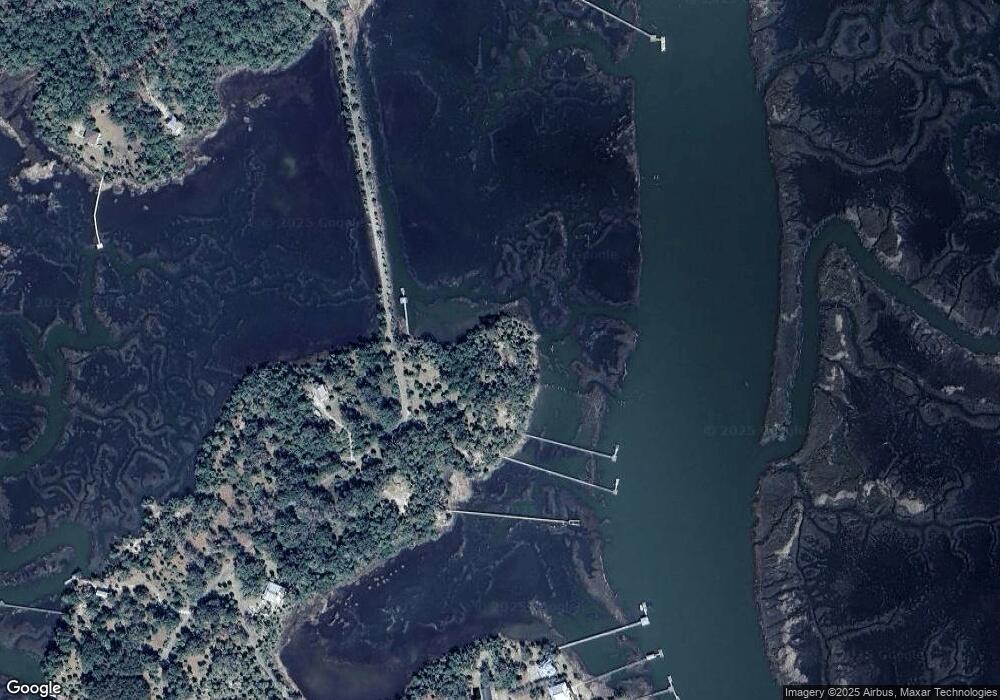 1062 Canvasback Ln SE, Darien, GA 31305 - photo 1