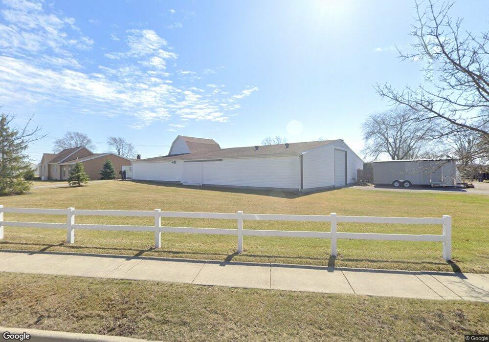 2098 Crystal Ave, Findlay, OH 45840 - photo 1