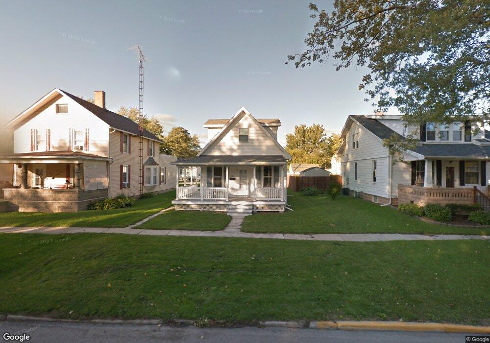 208 W 1st St, Woodville, OH 43469 - photo 1