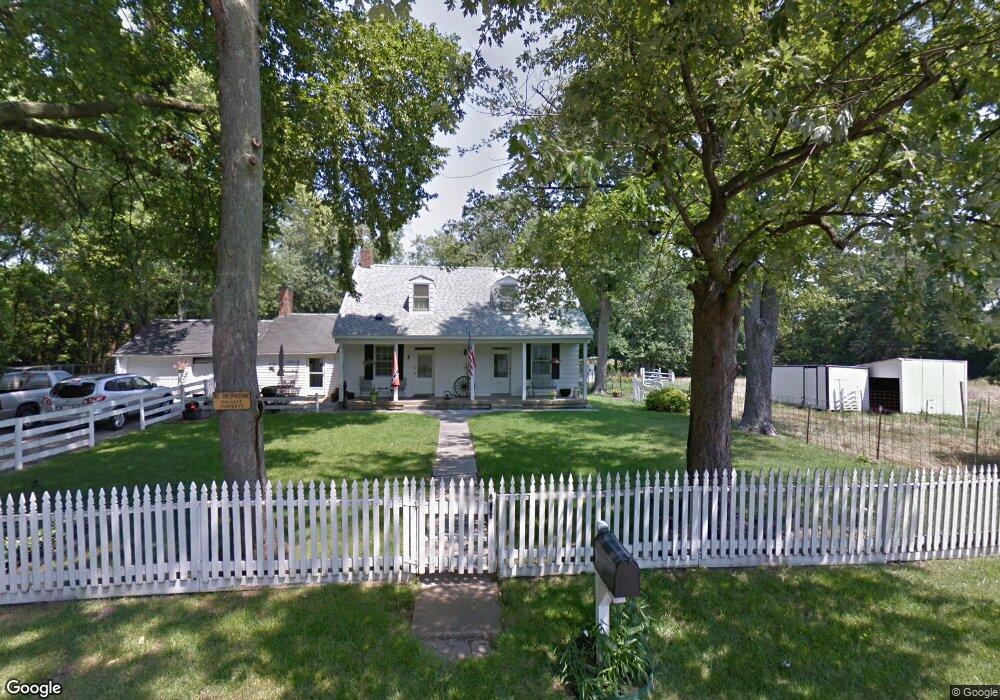 512 W Temple St, Freeburg, IL 62243 - photo 1