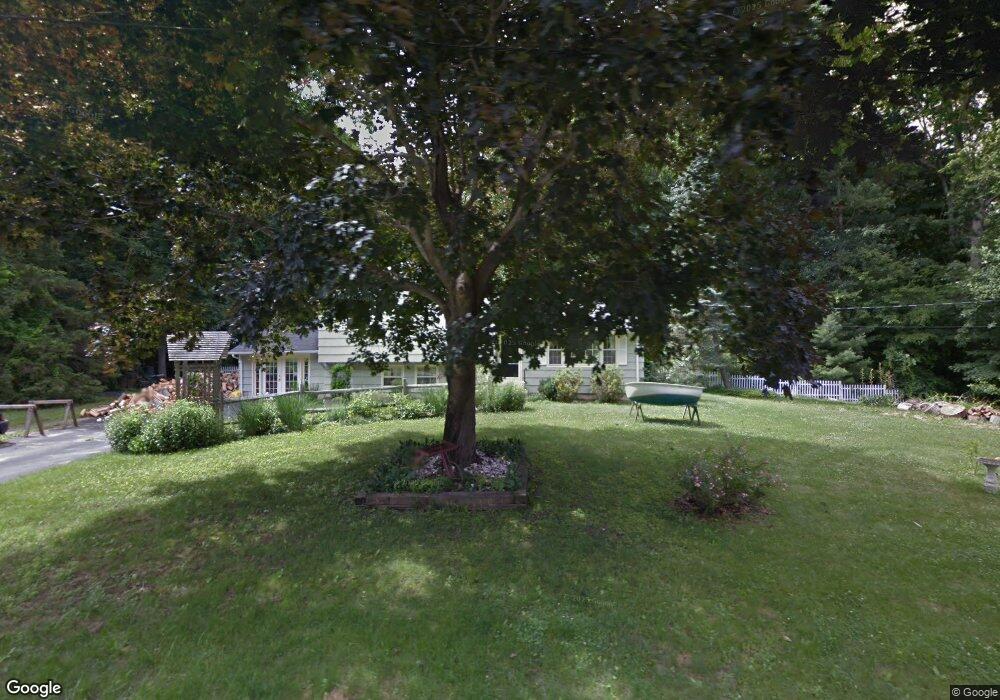 32 Heritage Cir, Clinton, CT 06413 - photo 1