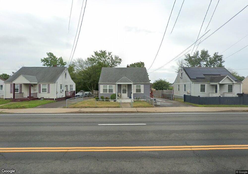 141 Hemingway Ave, East Haven, CT 06512 - photo 1