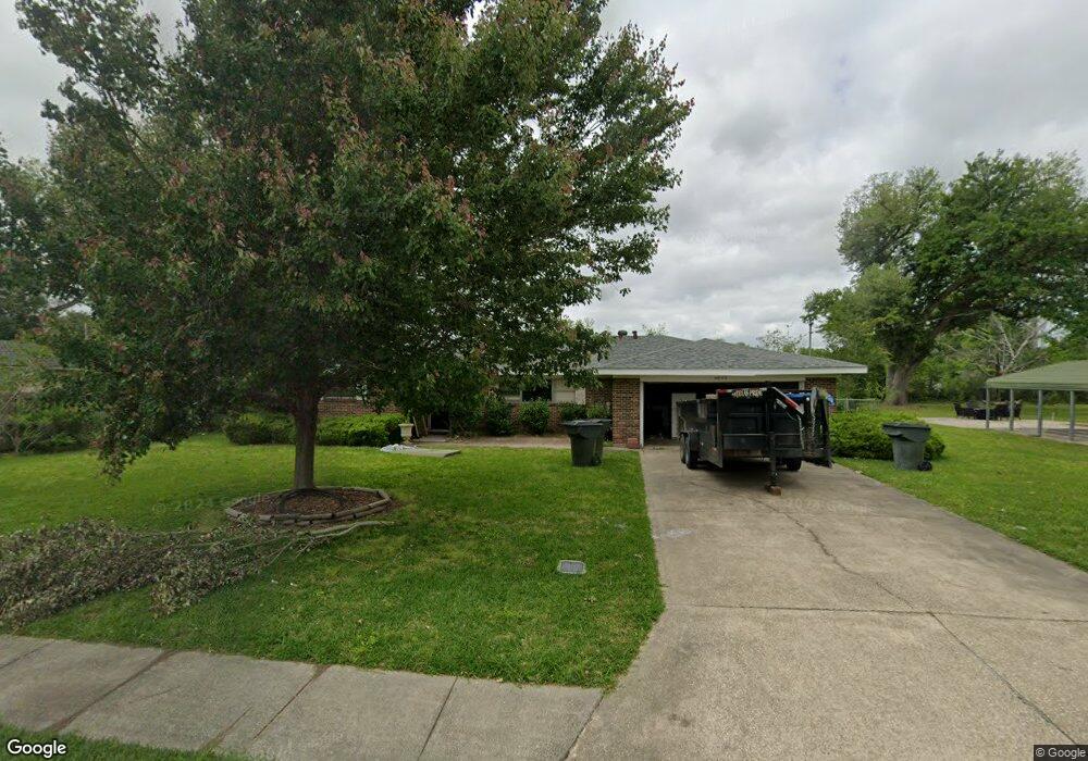 4840 Sale Ln, Lake Charles, LA 70605 - photo 1