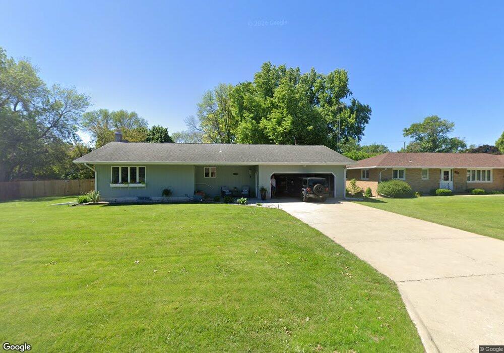 1012 2nd Ave NE, Clarion, IA 50525 - photo 1