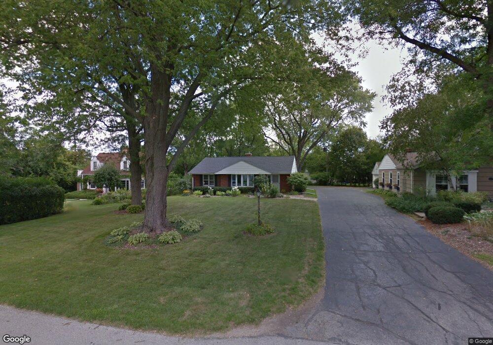 620 Crystal Ln, Elm Grove, WI 53122 - photo 1